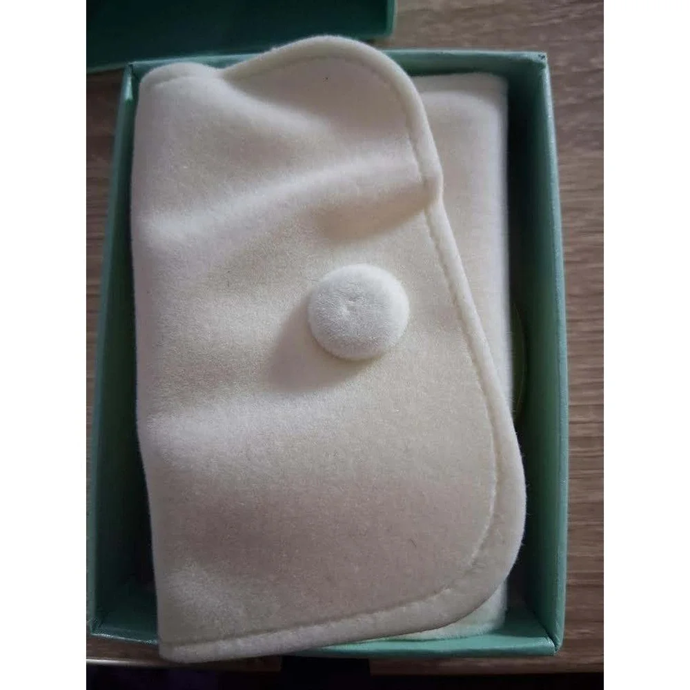 Daughter In Law Engraved Compact Mirror Gold Tone Sentimental Gift‎ with Box